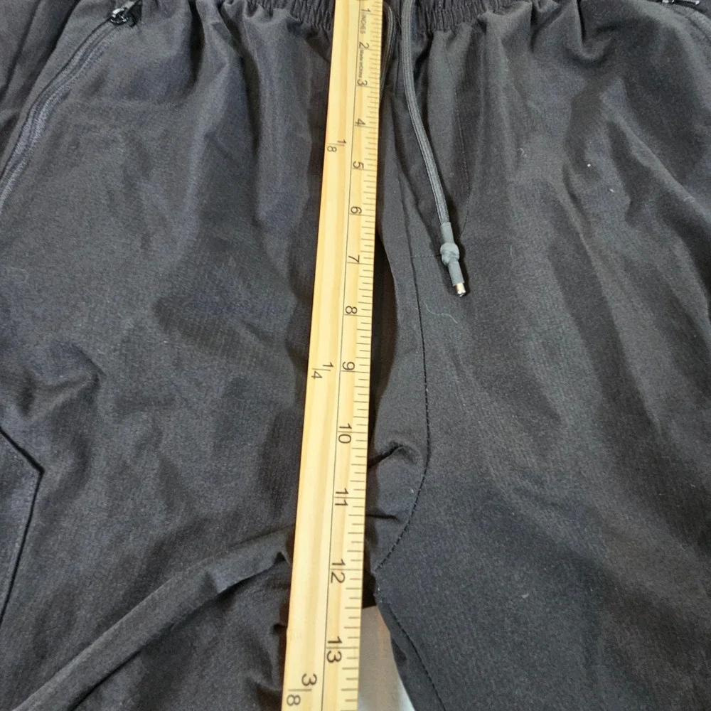 Public Record Cargo Shorts Mens Large Black Daniele Limited Edition Patch